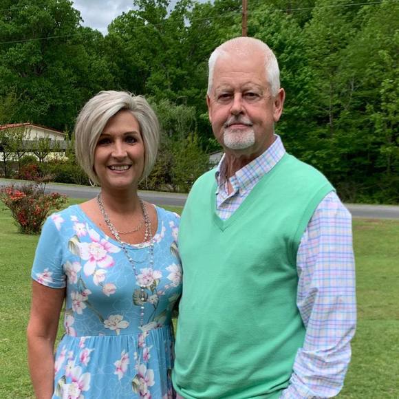 Meet your Posher, Danielle - Picture 1 of 1